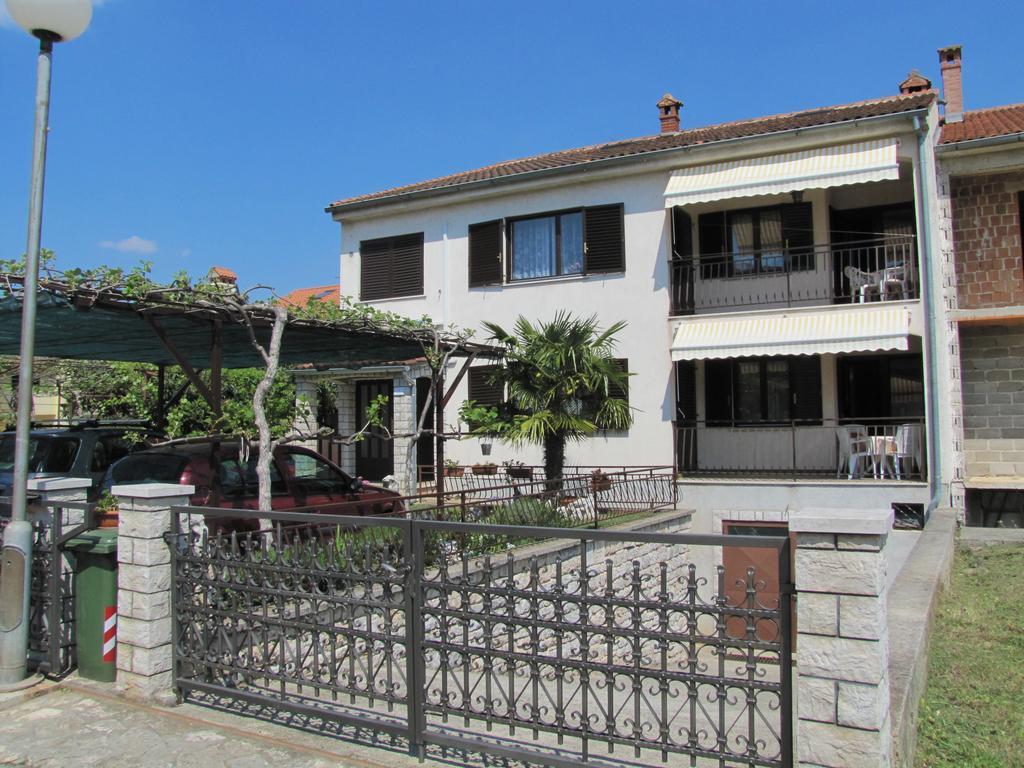 Apartments Rozela Rovinj Exterior photo